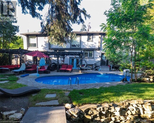 property at 60 Belvedere Dr