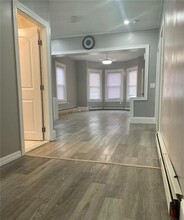 36 Highland St in Pawtucket, RI - Building Photo - Building Photo