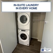 425 Main St in Sicamous, BC - Building Photo