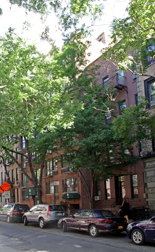 317 East 85th Street in New York, NY - Foto de edificio - Building Photo