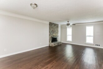 3904 Loring Ln in Duluth, GA - Building Photo - Building Photo