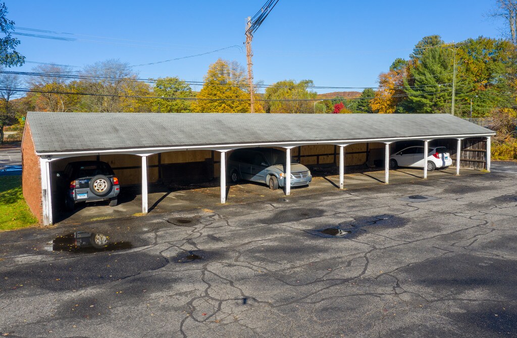 Winthrop Court Apartments Torrington, CT Apartments