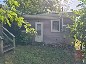 1502 N Dixie Ave in Cookeville, TN - Building Photo - Building Photo