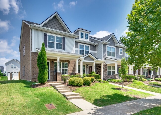 property at 1840 Riverbirch Ln