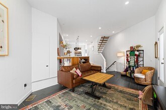 237 Krams Ave in Philadelphia, PA - Building Photo - Building Photo