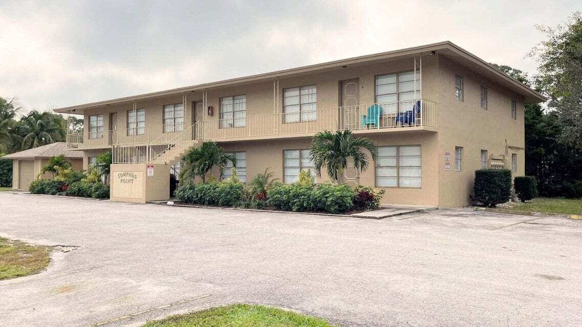 4606 SE Binnacle Way in Stuart, FL - Foto de edificio