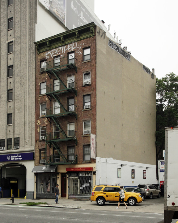 26 Second Ave in New York, NY - Foto de edificio