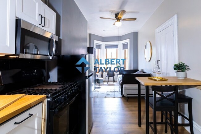 241 Northampton St, Unit 1 in Boston, MA - Building Photo - Building Photo