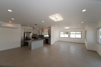 733 Hoopai St in Pearl City, HI - Building Photo - Building Photo