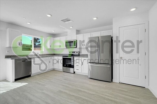 2129 Shady Tree Cir in Roseville, CA - Building Photo - Building Photo