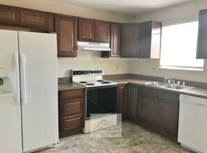 527 Comanche Village Dr in Fountain, CO - Building Photo - Building Photo