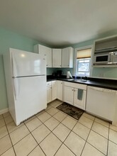 18 Ocean Blvd, Unit 9 in Hampton, NH - Building Photo - Building Photo