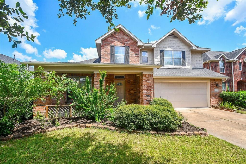 7509 Lakeside Manor Ln in Pearland, TX - Building Photo