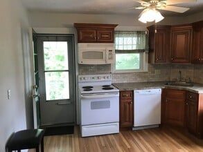 393 West St in Walpole, MA - Building Photo - Building Photo