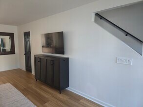 1000 Mallery St Ext in St. Simons Island, GA - Building Photo - Building Photo