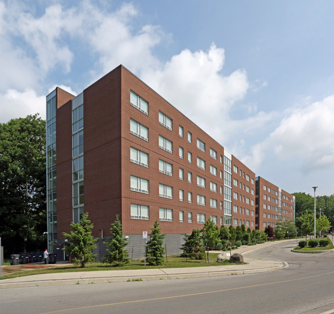 Les Prince Hall in Hamilton, ON - Building Photo - Building Photo