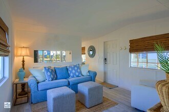 4056 4th St in Surf City, NC - Building Photo - Building Photo