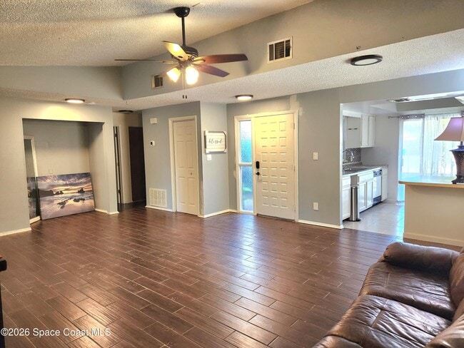 3456 Sparrow Ct in Melbourne, FL - Building Photo - Building Photo