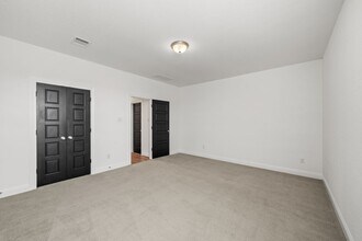 18935 Wild Thornberry Dr in Tomball, TX - Building Photo - Building Photo