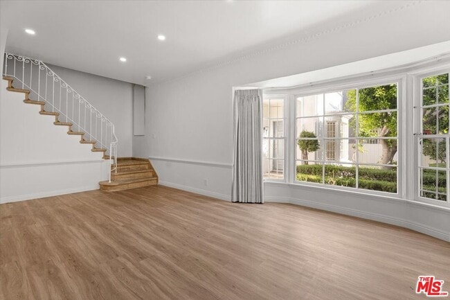 9687 W Olympic Blvd in Beverly Hills, CA - Building Photo - Building Photo