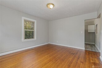 4038 Clifton Ave in Cincinnati, OH - Building Photo - Building Photo