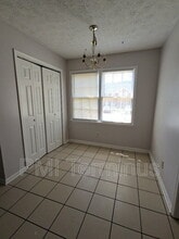 5227 Ridge Forest Dr in Stone Mountain, GA - Building Photo - Building Photo