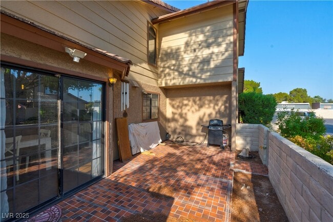 property at 3280 Dayflower St