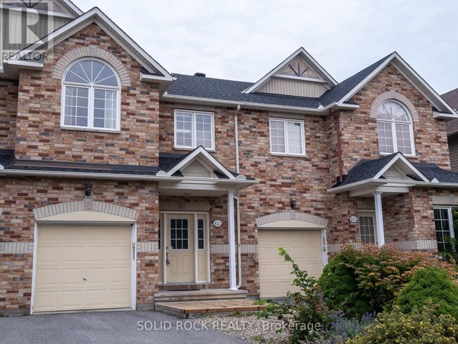 property at 621 Braecreek Ave