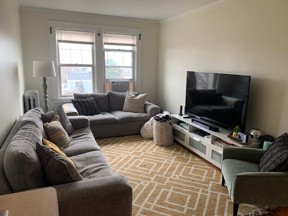 155 Summer St, Unit 5 in Somerville, MA - Building Photo