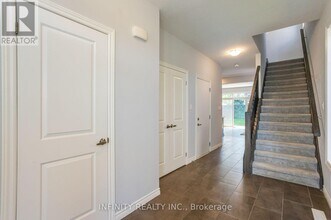 694 Chelton Rd in London, ON - Building Photo - Building Photo