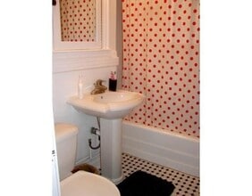 52 Charlesgate E, Unit 161 in Boston, MA - Foto de edificio - Building Photo