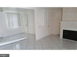 1608 Elizabeth Ave, Unit 4209 in Laureldale, PA - Building Photo - Building Photo