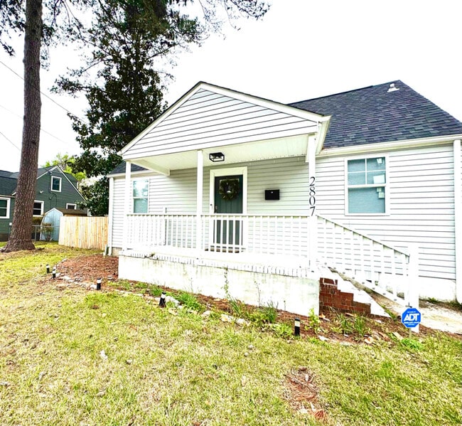 property at 2807 Sewells Point Rd