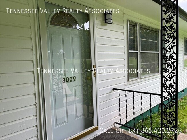 3009 Cox Ln in Knoxville, TN - Building Photo - Building Photo