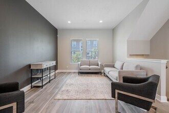 8442 Karrer Ter in Orlando, FL - Building Photo - Building Photo