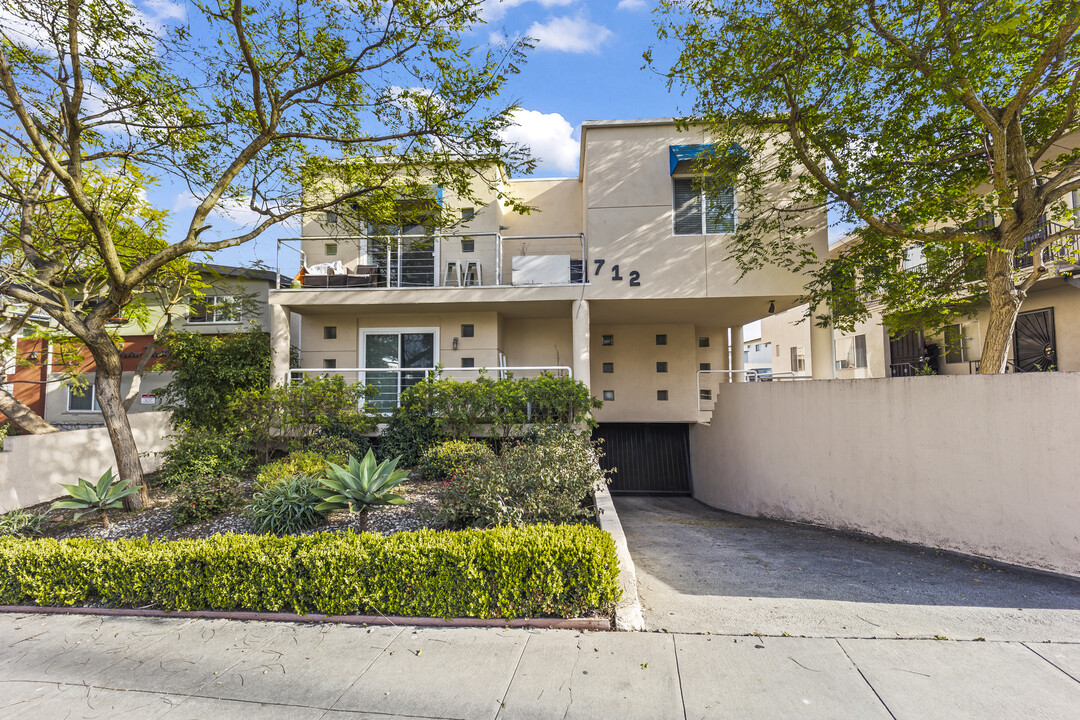 712 Pacific St, Unit # 3 in Santa Monica, CA - Foto de edificio