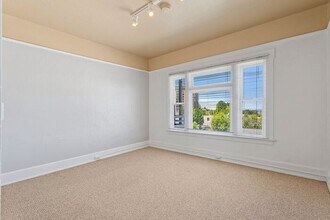 2320 SW Osage St in Portland, OR - Building Photo - Building Photo