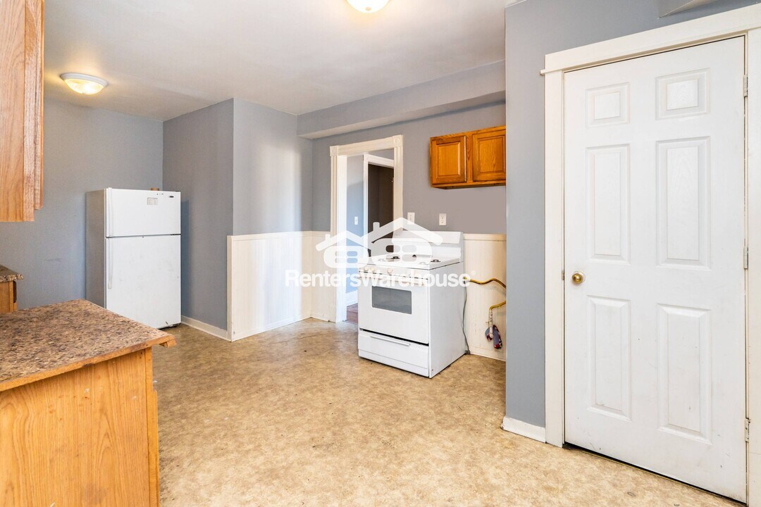 568 N Farrington St in St. Paul, MN - Building Photo