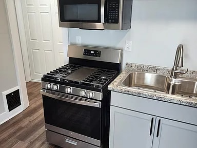 83 Grand Ave in Johnson City, NY - Building Photo - Building Photo