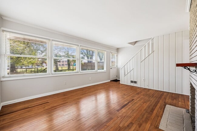 property at 5904 Lemay Rd