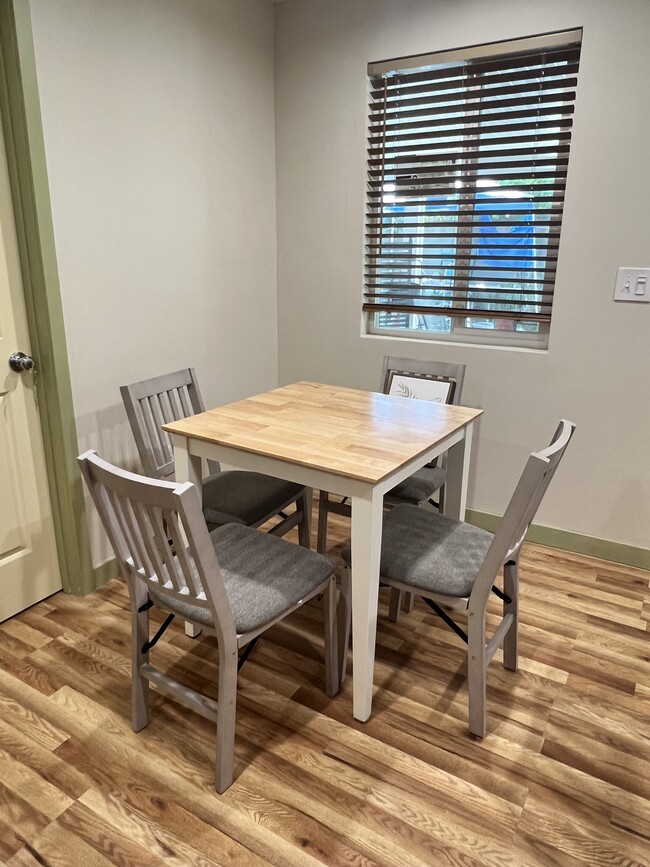 14616 Valerio St in Van Nuys, CA - Building Photo - Building Photo