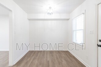 931 Cantwell St in Charlotte, NC - Building Photo - Building Photo