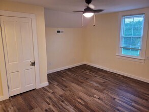 153 E High St in Cookeville, TN - Building Photo - Building Photo