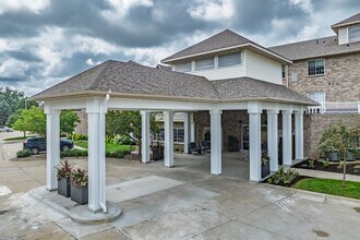 Copper Shores Village in Des Moines, IA - Building Photo - Building Photo