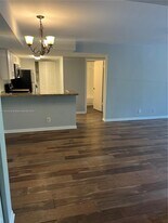 10725 Cleary Blvd, Unit 205 in Plantation, FL - Building Photo