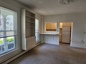 40 E Main St in Ayer, MA - Building Photo - Building Photo