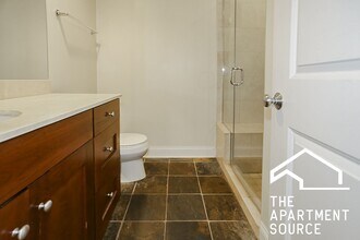 3827 N Southport Ave, Unit 2 in Chicago, IL - Building Photo - Building Photo