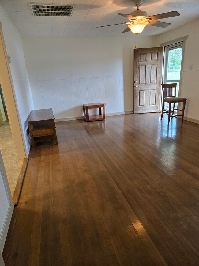 4234 FM 1446 in Waxahachie, TX - Building Photo - Building Photo