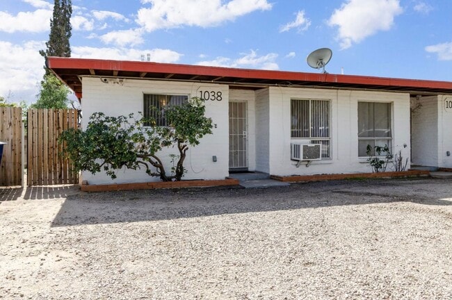 1038 E Easy St in Tucson, AZ - Building Photo - Building Photo