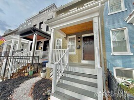 622 Orleans Pl NE in Washington, DC - Building Photo